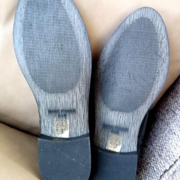 Marc Fisher Rail Black Leather Bootie Silver Side Zip Women Size 8.5 M - Picture 4 of 5